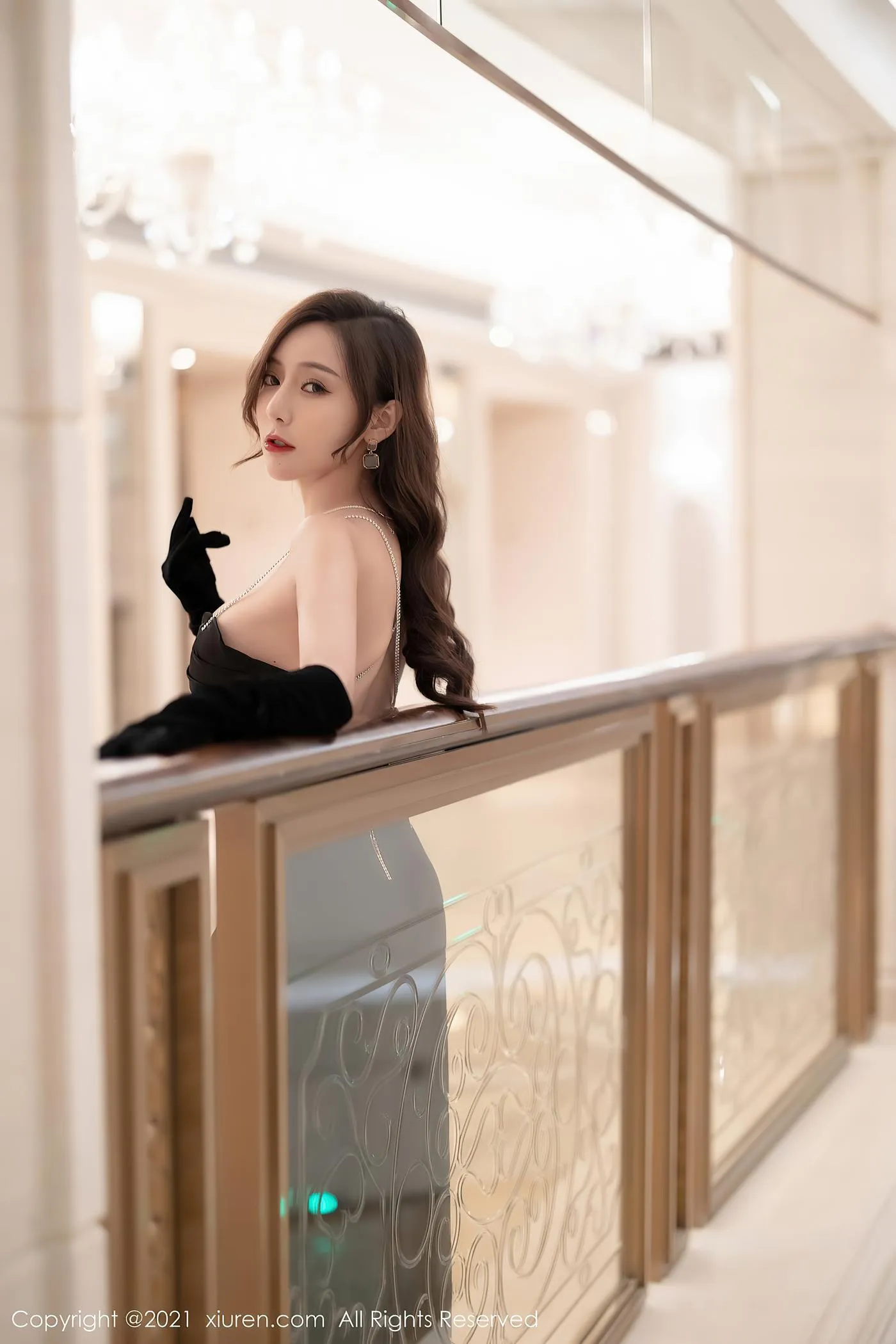 [XIUREN秀人网] 2021.10.22 NO.4101 王馨瑶yanni [58P]插图2